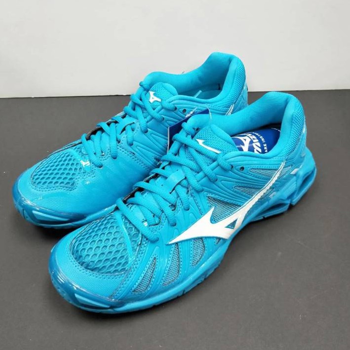mizuno wave tornado 10 2013