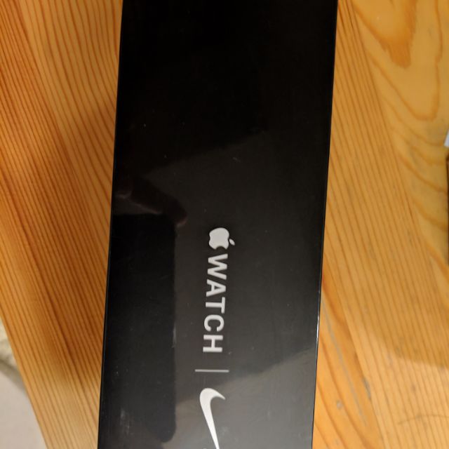 Apple Watch 4全新未拆封