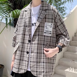 【宅男屋】韓版格子外套 西裝外套 男女款 休閒百搭 潮牌休閒西裝 薄款外套上衣 男生衣著 JCC96