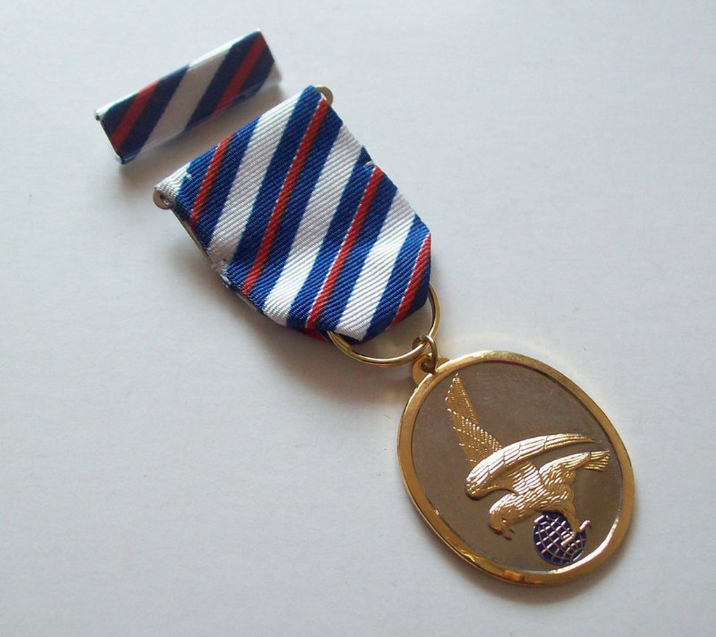 可欣台灣精品：雄鷲獎章 Medal of Rapacious Condor