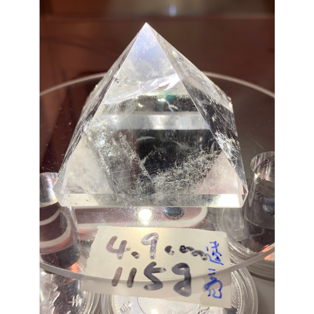 兆鑫生活館-白水晶金字塔(約4.9公分，115g，透/亮皮/帶彩) 冥想啟動能量開智慧助打坐擺