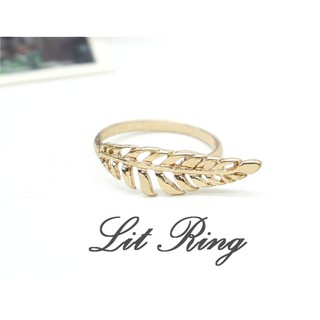 【Lit Ring】金色鏤空樹葉戒指。清新 精緻 鏤空 雕刻花紋 雕花 刻花 樹葉 葉子 羽毛 花紋 戒指 飾品 首飾