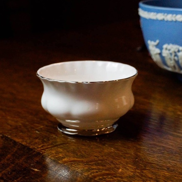 【旭鑫】Royal Albert 「金與銀」 骨瓷 瓷器 咖啡杯 英國 糖碗 A.08 A.26