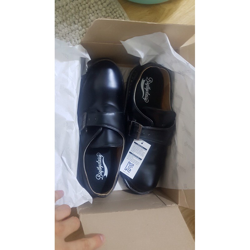 📌 現貨+預購Jhih_Korea韓國代購BSQT by classy 低筒扣環皮鞋| 蝦皮購物