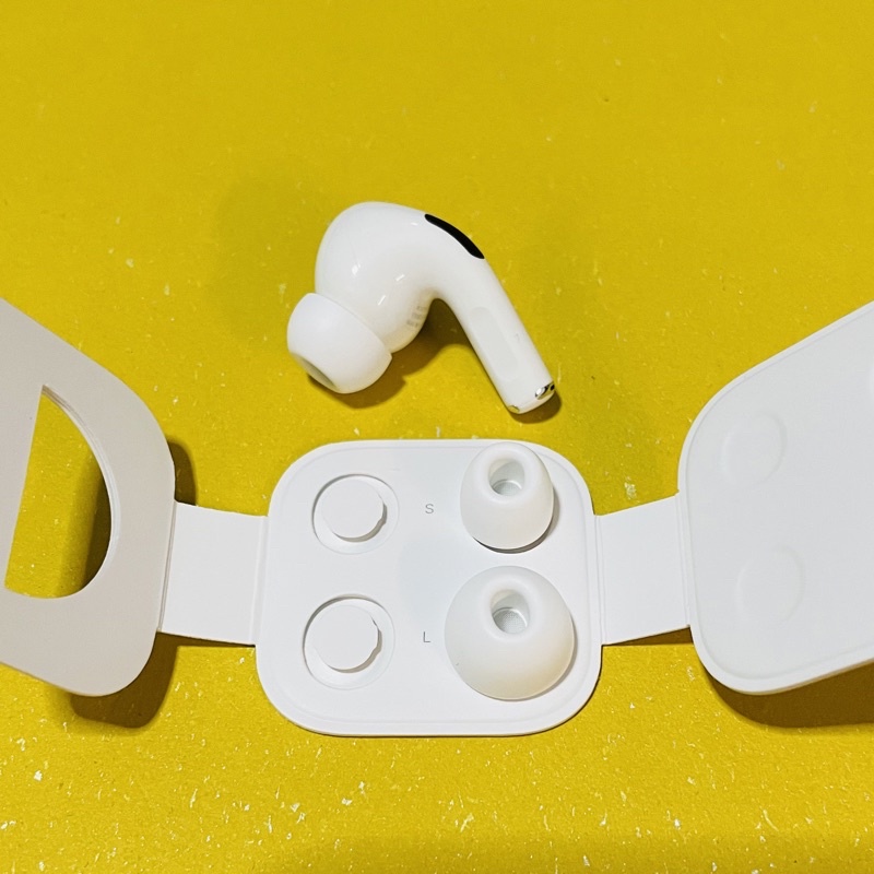 国際ブランド AirPods Pro 2 右耳のみ 右耳 充電ケースなし MQD83J A