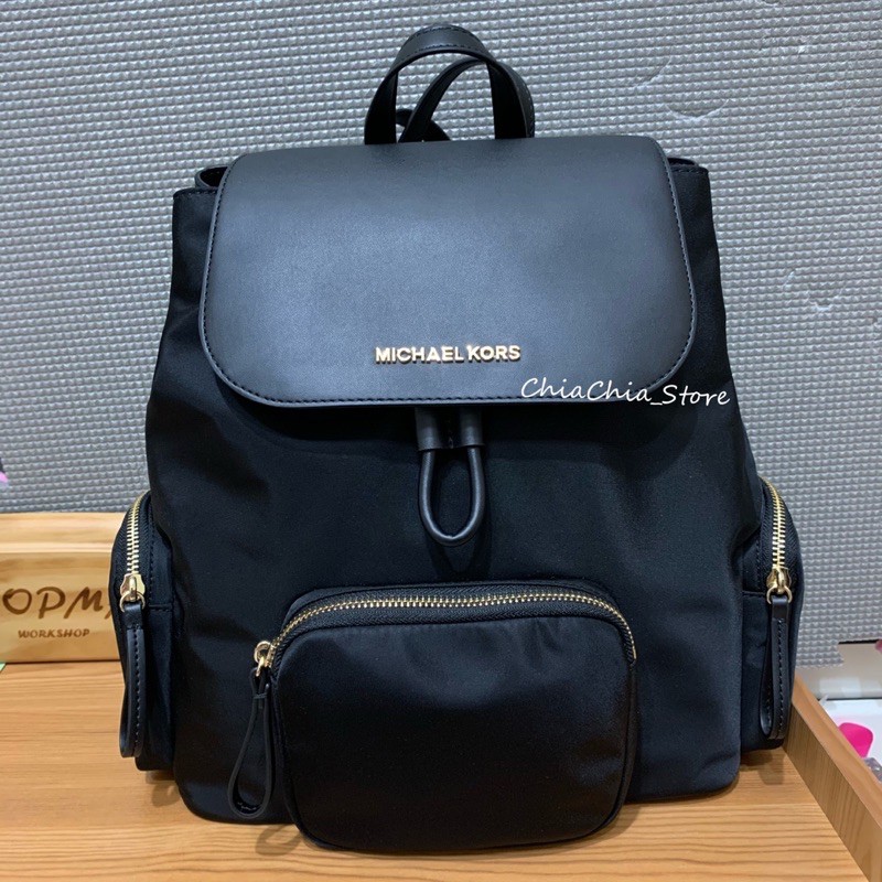 現貨💯正品保證💯Michael Kors Abbey尼龍後背包 黑色 輕盈 出遊 手提包 大號MK 大