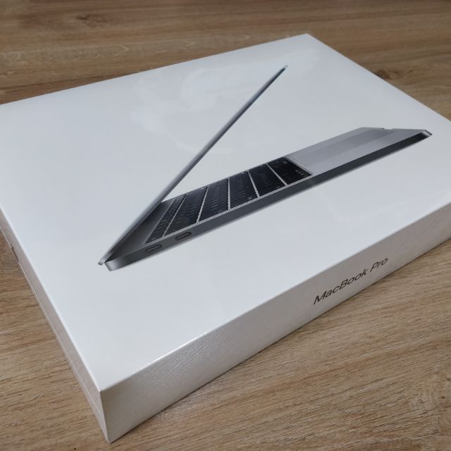 全新2018 MacBook Pro 13/i7/16/256 (限時2018/3/2前南港軟體園區面交55500元)