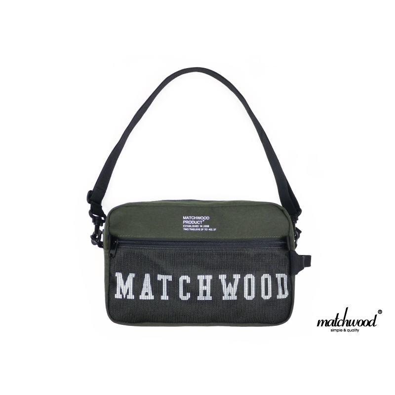 【Matchwood】 Summit 斜背小包 黑X紅綠織帶款 經典條紋配色 大LOGO款 台灣現貨