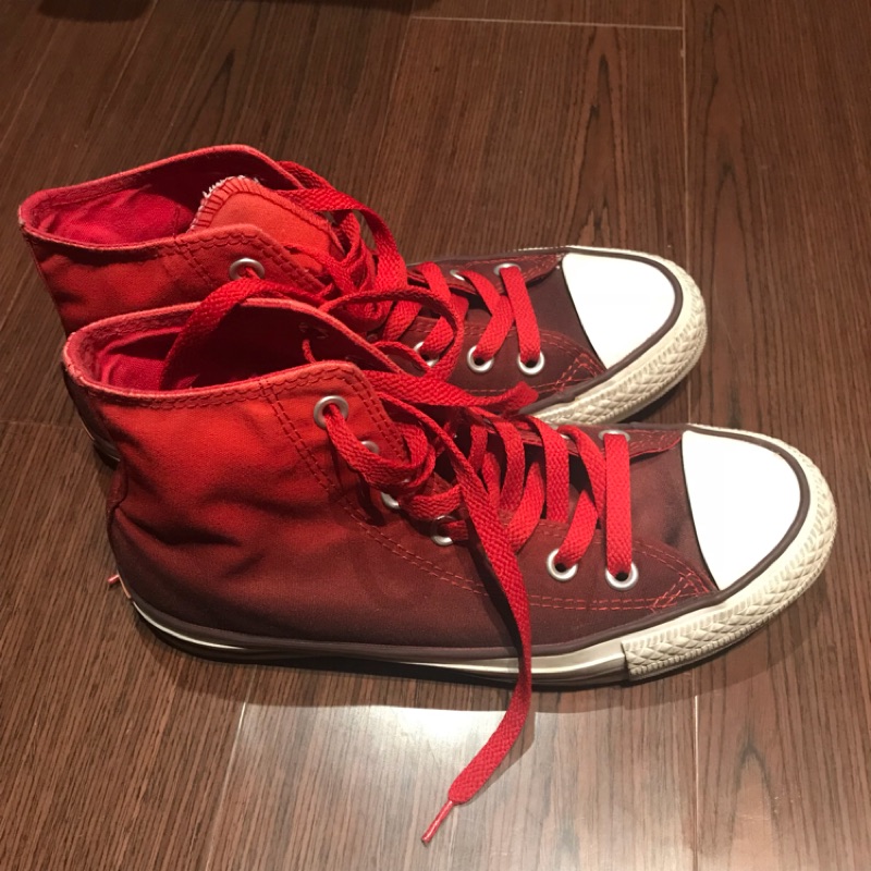 漸層紅色 Converse 帆布鞋 24號