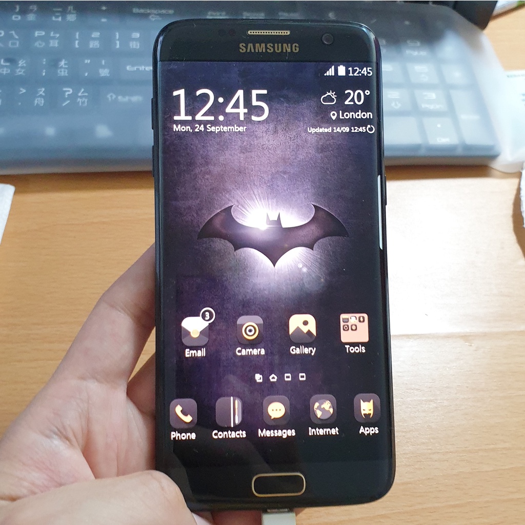 Samsung Galaxy S7 edge Injustice Edition 32G  蝙蝠俠限量版  含原廠盒裝