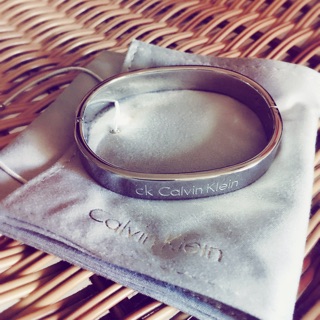 Calvin Klein CK 經典LOGO極簡時尚手環