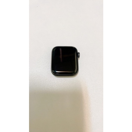 ✅二手 GPS版 Apple Watch SE 40mm (鋁金屬太空灰）附盒子