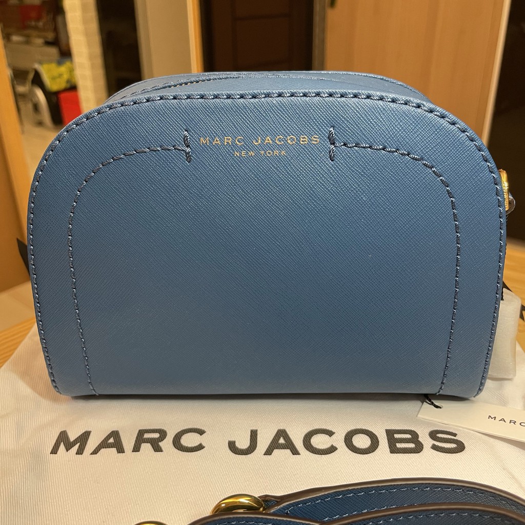 現貨 MJ Marc Jacobs 半月包 藝人時尚流行款半月型肩背包 防刮材質 肩背包 側背包 手拿包 真品
