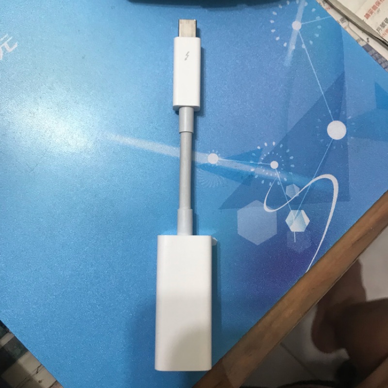 Apple Thunderbolt對Gigabit乙太網路轉換器(二手)