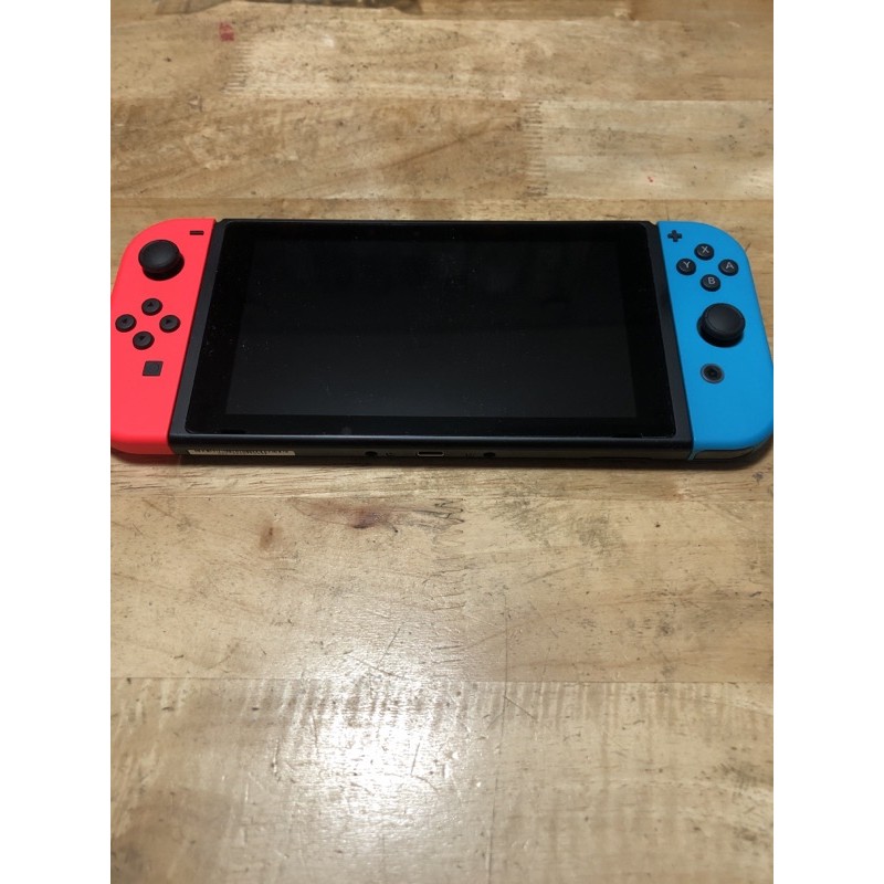 ｛胖｝switch 二手主機 曾經換過joy con 所以現在是紅藍主機