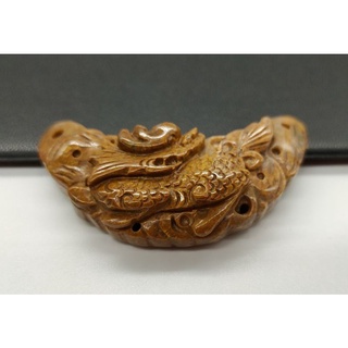 50年老店 麒麟彎彎月眉 附繩結 麒麟祥瑞徵兆 天然珊瑚玉 背雕卍字蓮花招財避邪吉祥物可搭配墜飾或編織項鍊吊飾特1299