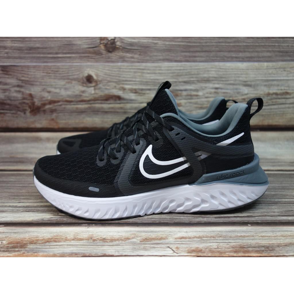 nike at1368