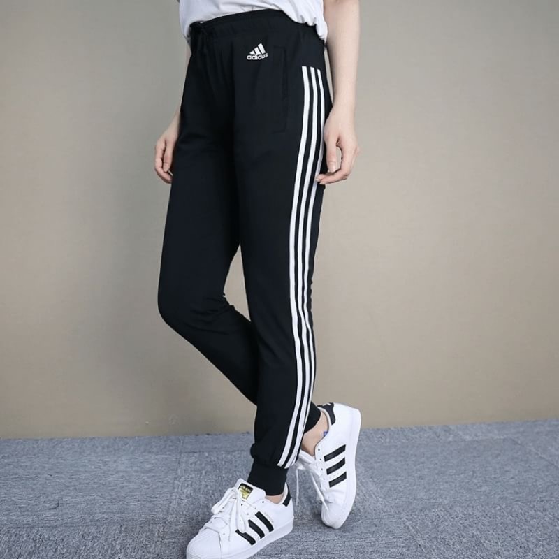 Adidas 三線縮口褲棉質黑色女款S97113 尺寸XS/S/M 售價1380 | 蝦皮購物