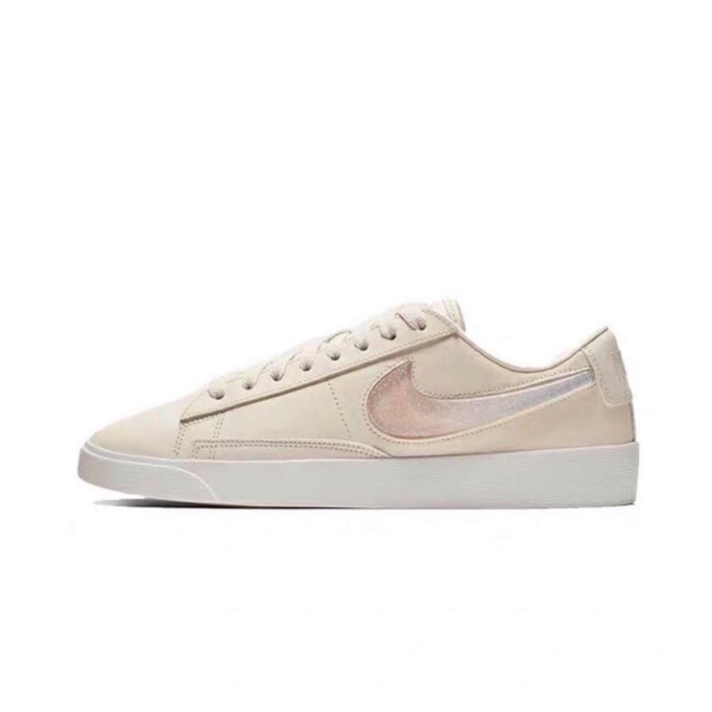 nike blazer lx