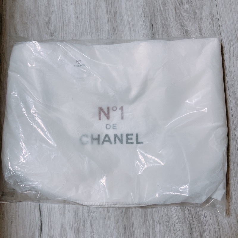 含購證Chanel台灣專櫃標籤紅色山茶花香奈兒限量正版美妝高門檻VIP會員帆布包托特包 菜籃子 香奈兒紅色山茶花手提袋
