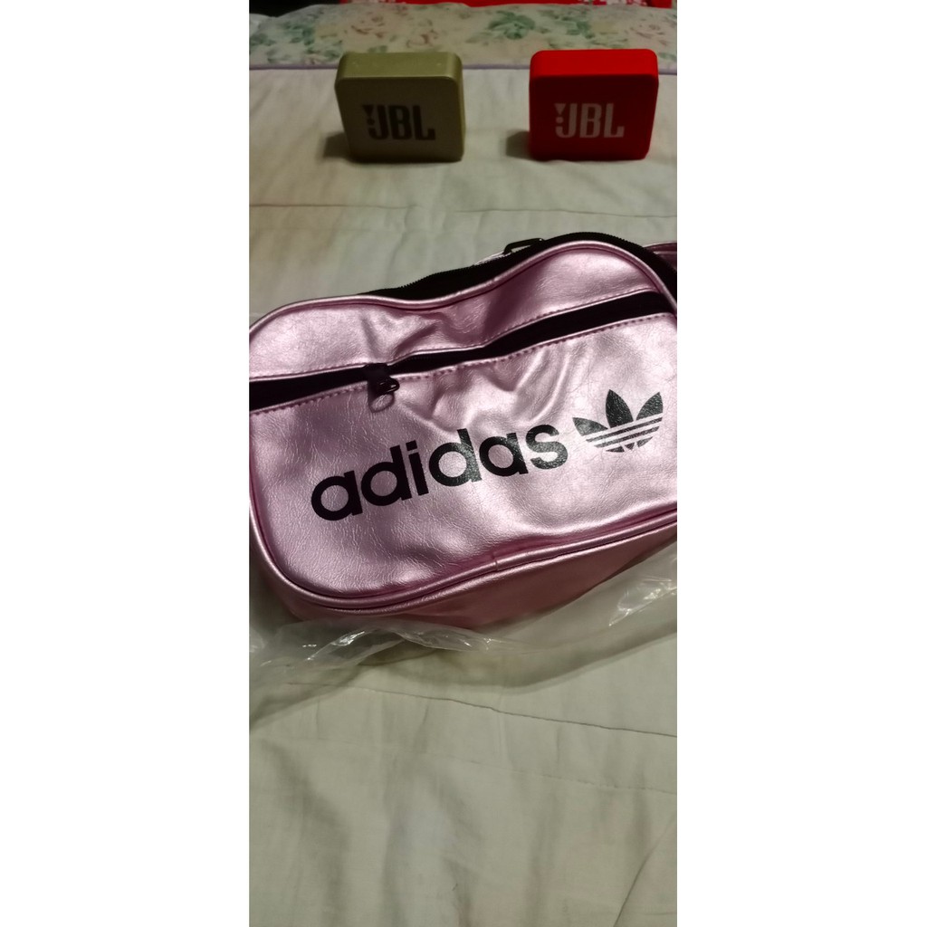 [正品] Adidas - 女用側背質感化妝包 - 粉金色