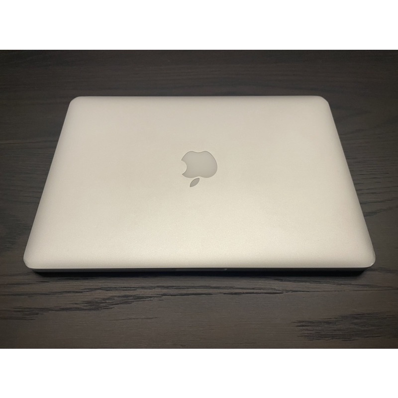 MacBook Pro retina 13寸銀 2015 a1502發亮蘋果