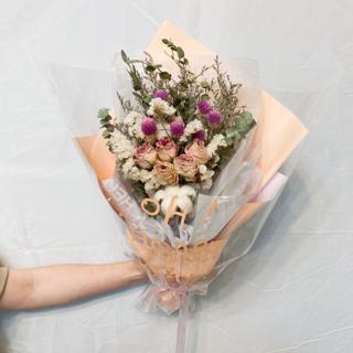 Oneday X晞 製花所英文包裝乾燥花束大地色系乾燥花情人節花束新娘捧花生日花束 蝦皮購物