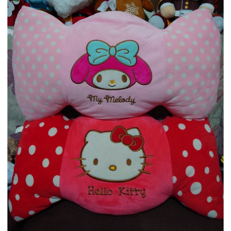 正版三麗鷗 糖果型抱枕  kitty+美樂蒂款 長約61cm （買2送1） 2款合售$200