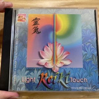 迴紋針二手CD 冥想音樂《MERLIN’S MAGIC REIKI-THE LIGHT TOUCH》1994