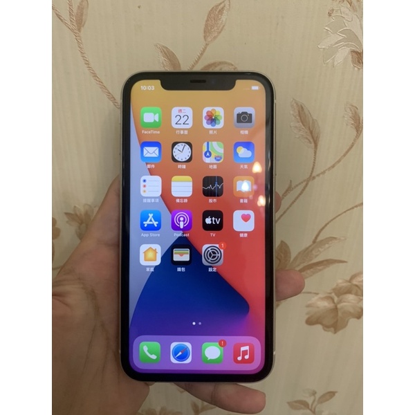 iPhone 11 64G 白色 高雄面交14500 可貼換 保固到2021/12/1