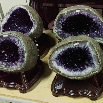 《施家椪氣 紫晶讚》《ESP烏拉圭 紫水晶 紫晶洞 》 #紫晶洞 #晶洞 #烏拉圭晶洞 #紫晶洞 #ESP