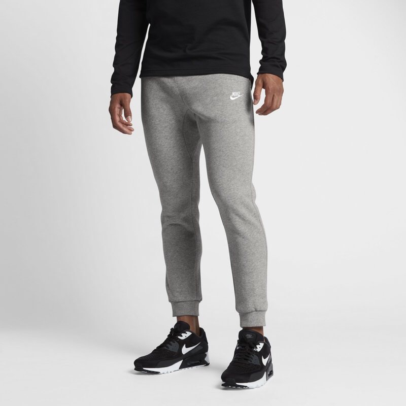 nike av15 joggers