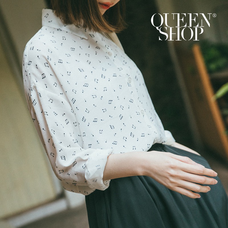 QUEENSHOP【01022994】滿版音符印花雪紡襯衫＊預購＊