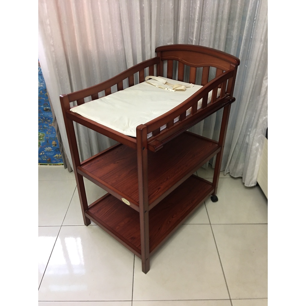 尿布台 (童心) _(二手商品)
