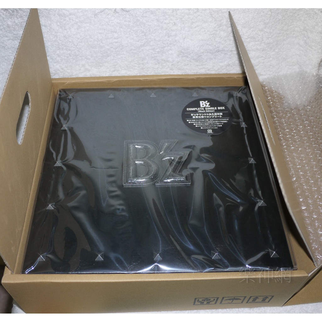 B'z (Bz)全精選COMPLETE SINGLE BOX Black Edition日版53 CD+2 DVD限定