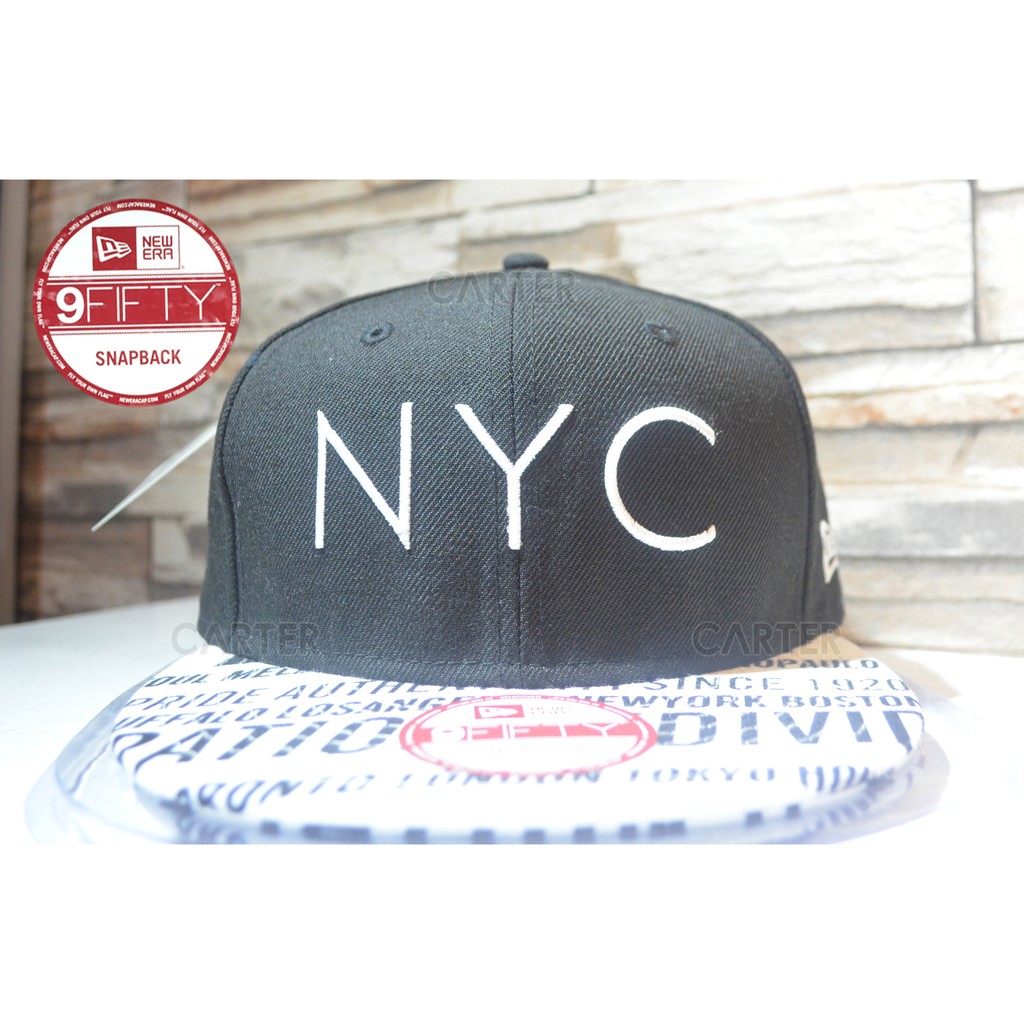 New Era Branded city print black and white NYC黑白後扣可調帽