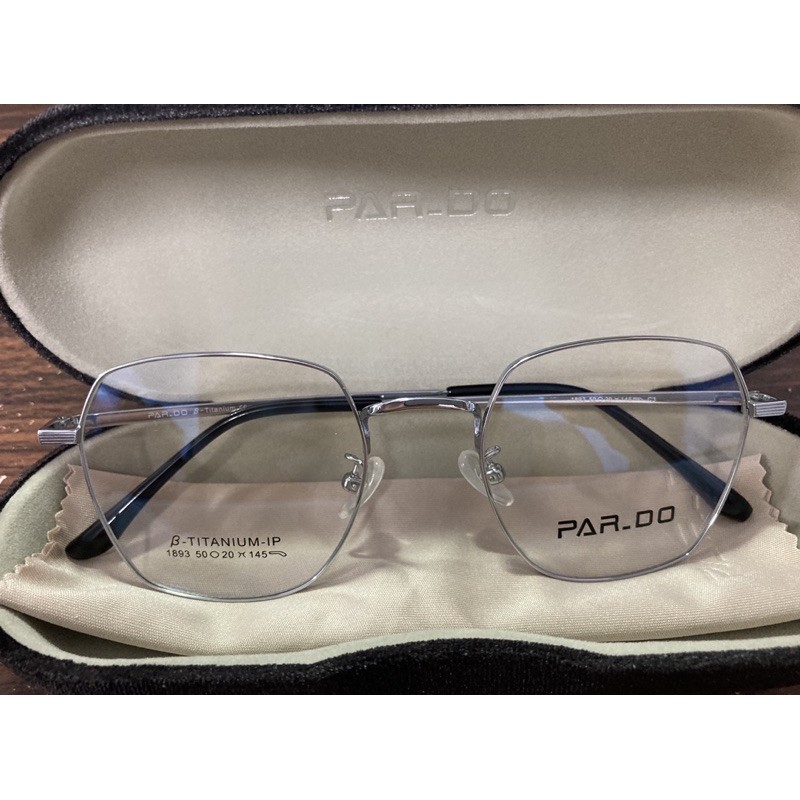全新PAR-DO 光學眼鏡，秀氣款(附贈鏡盒、擦拭布)