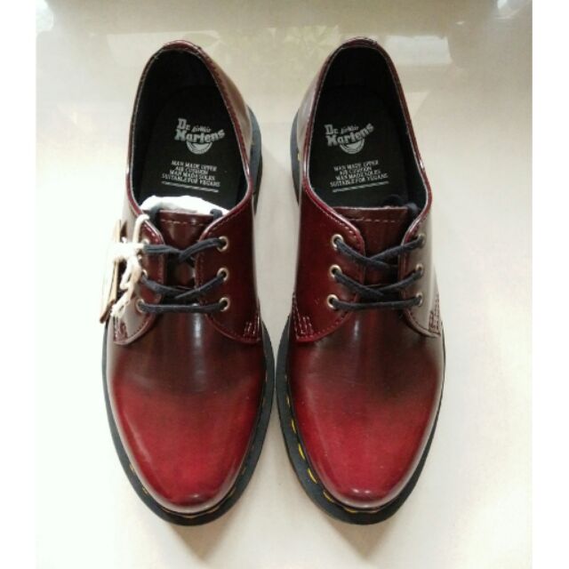 dr martens vegan 3 eye