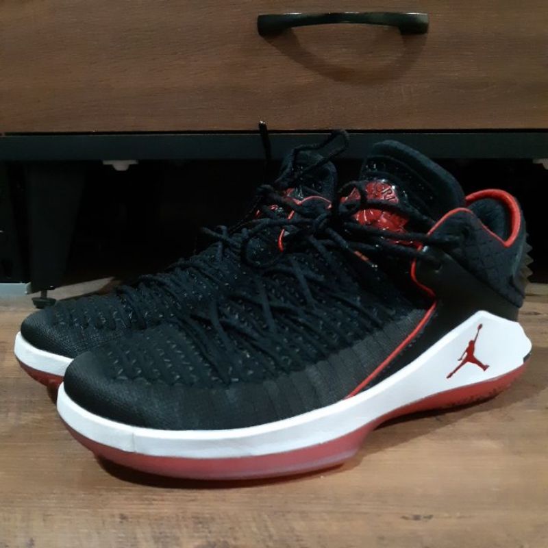 二手 中古 nike air jordan 32 low us 8.5 號 籃球鞋 AJ32 喬丹