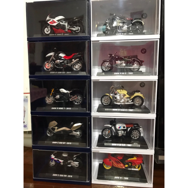 7-11 BMW Motorrad 模型車+展示盒 1400