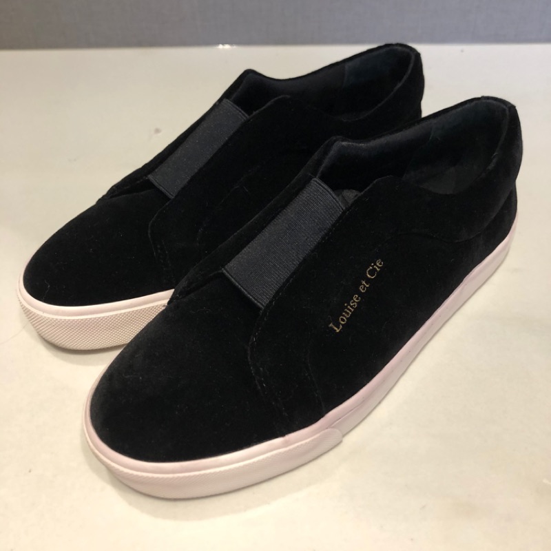 Louise et cie 麂皮黑休閒鞋