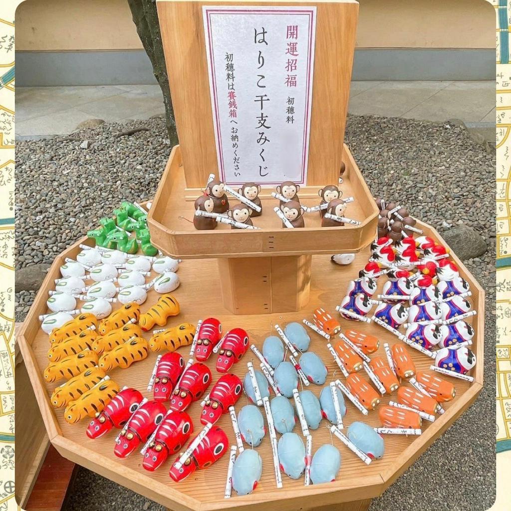《小巴趴趴造》現貨！日本～赤坂冰川神社 12生肖御神籤 12生肖公仔 籤詩