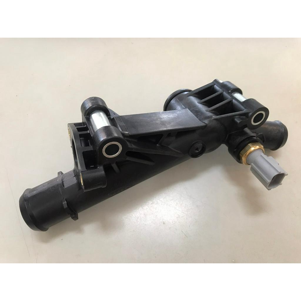熱水管接頭 水管座 VOLVO V40 1.6CC 13-15
