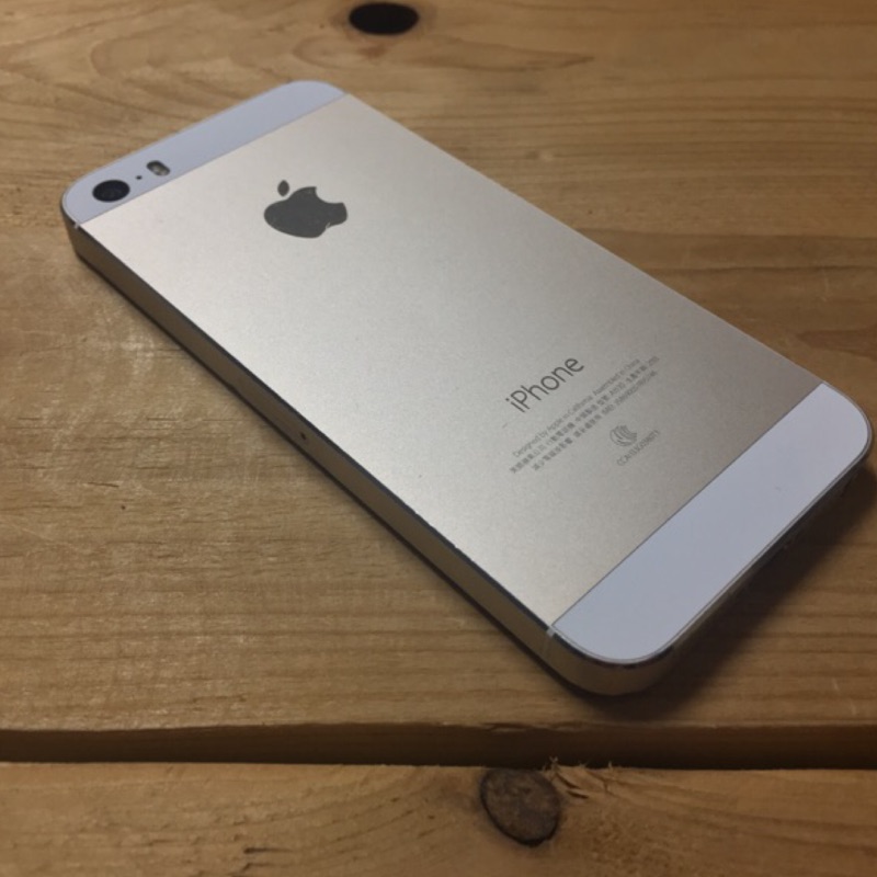 i5S 顏色都有 電池全新 台南網路評價破百iphone5S