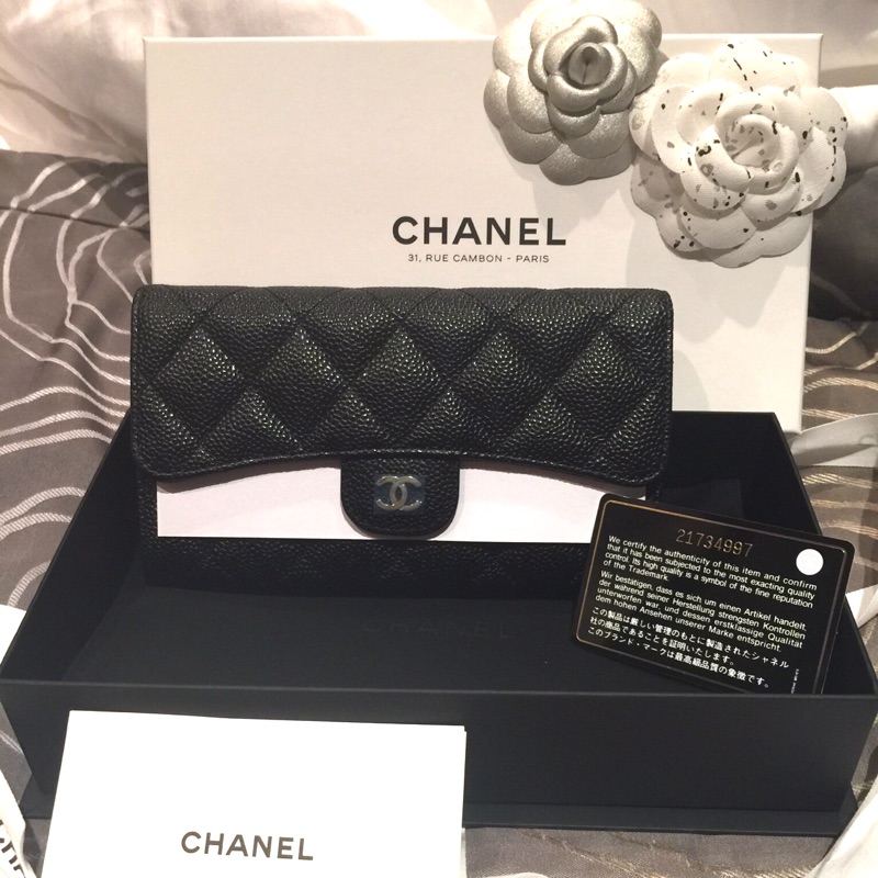 Chanel荔枝黑長夾 附購證、紙盒、紙袋、緞帶、山茶花、防塵袋