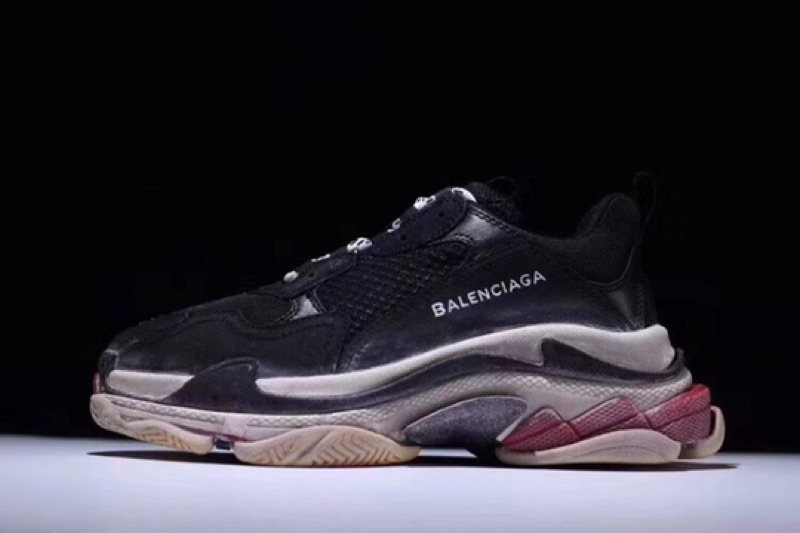 balenciaga distressed triple s