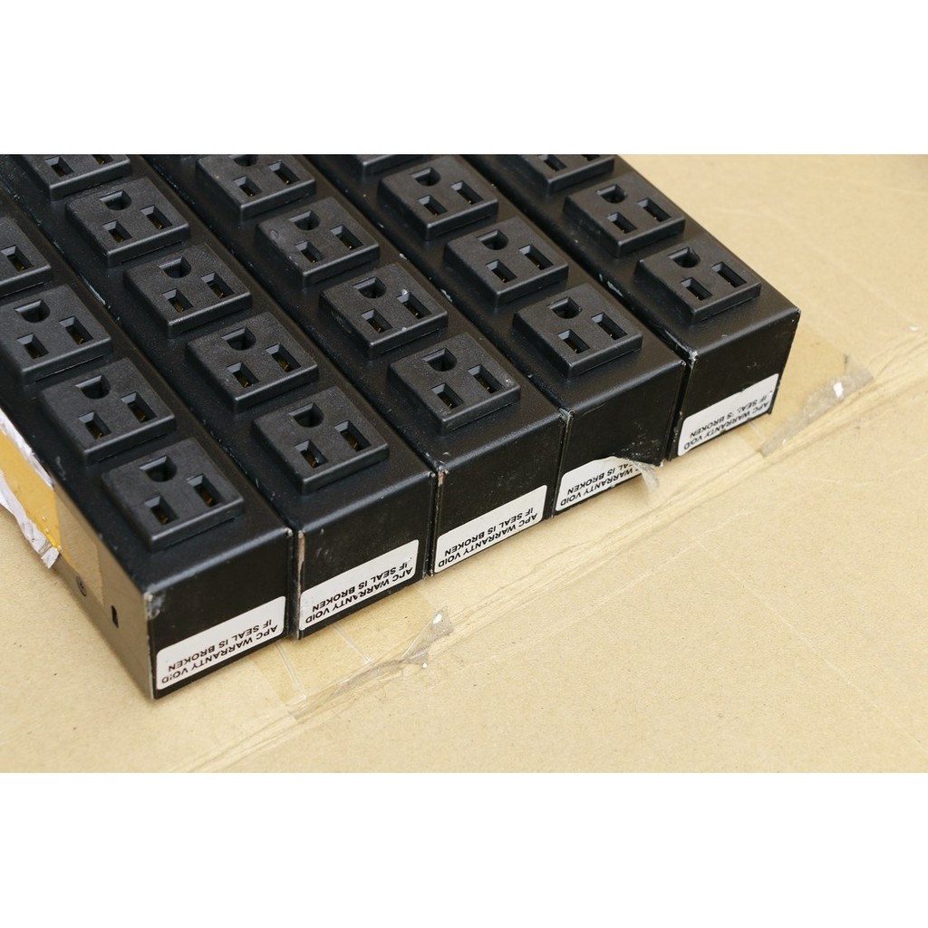 萊特電腦週邊apc原廠14孔插座1v 15a Server專用拆機品外商公司淘汰二手ups 可參考 蝦皮購物
