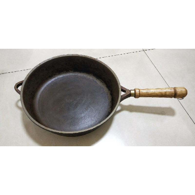 寶迪鍋，28公分深炒鍋，含木頭鍋鏟