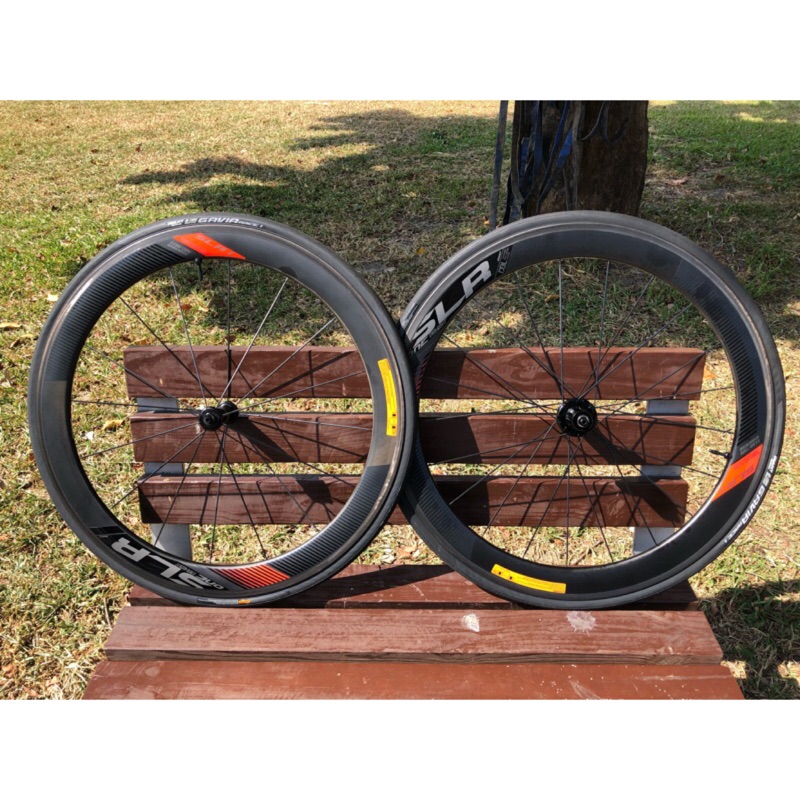 GIANT SLR 1 AERO 55mm 低風阻全能碳纖輪組高性能板輪僅使用2次含原廠GAVIA無內胎式外胎| 蝦皮購物