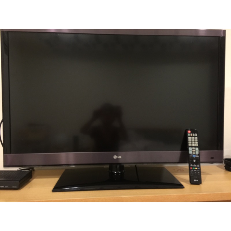 LG 42吋3D液晶LED智慧電視